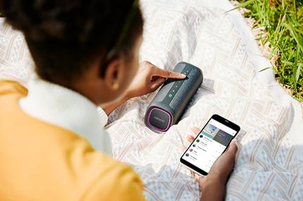LG XBOOM Go DXG7, portable Bluetooth speaker (40 watts, Google Assistant, Siri, lighting), black