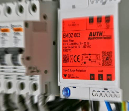 AUTH broadband line filter for DIN rail mounting (16 A, 100 k - 100 MHz with surge protection)