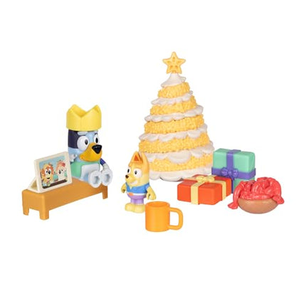 BlueY jõulud Heelersite juures: Bluey advendikalender, jõulupakett sisaldab 24 üllatust 24 ukse taga, paljastades 3 suplevat jõulufiguuri, 18 aksessuaari ja 3 kleebist.