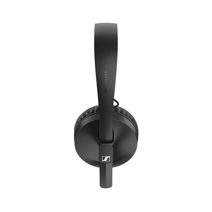 Sennheiser HD 250BT Bluetooth 5.0 juhtmevabad kõrvaklapid AAC, aptX madala latentsusega, anduritehnoloogia ja integreeritud mikrofoniga. 25-tunnine aku tööiga, kiirlaadimine USB-C kaudu, mustad