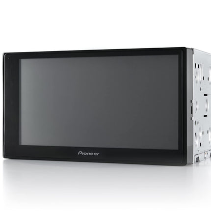 Pioneer SPH-DA160DAB-F, 6,8-tolline 2-DIN meediavastuvõtja Apple CarPlay, Android Auto, DAB+ ja Bluetoothiga, kaasas ekraanikaitse.