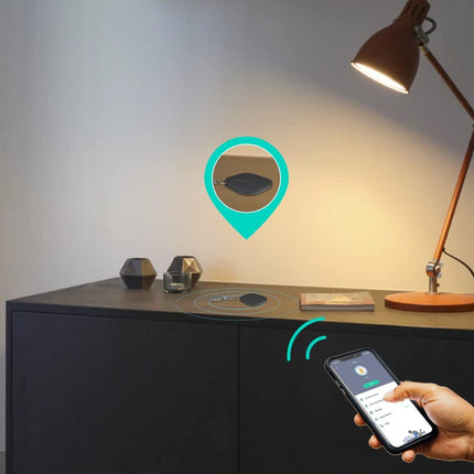 Nutale Findthing võtmeleidja, Bluetooth-rakendusega, pruun, iOS ja Android, kogukonnaotsingu funktsioon, esemete jälgimise tugi, kaugjuhtimispult. Hea idee kadunud esemete jaoks.