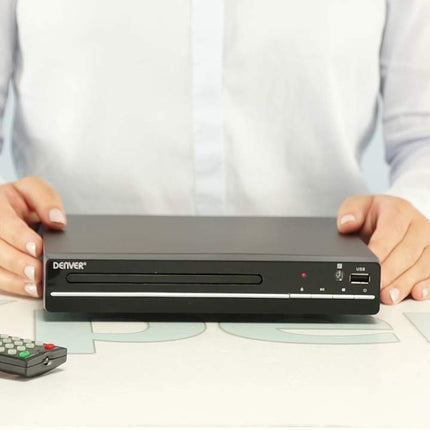 Denver DVH-7787 Ühendkuningriigi versioon – kompaktne DVD-mängija, mitme regiooni/kõik regioonid, Full HD 1080p ülesskaleerimine, HDMI, SCART ja komposiitvideo ühendused, USB-port ja kaugjuhtimispult