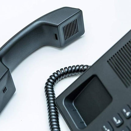 Snom D120 IP-telefon, SIP-lauatelefon, 2 SIP-identiteeti, PoE, graafiline taustvalgustusega ekraan, 360° teavitusindikaator, 5 eelmääratud funktsiooniklahvi, must, 00004361