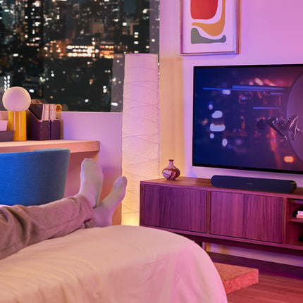 Sonos Ray Soundbar – Ainulaadselt kompaktne kõik-ühes heliriba tipptasemel heliga filmide, mängude ja WiFi-muusika voogesituse jaoks – Ühildub rakenduse ja Apple AirPlayga – Valges värvitoonis