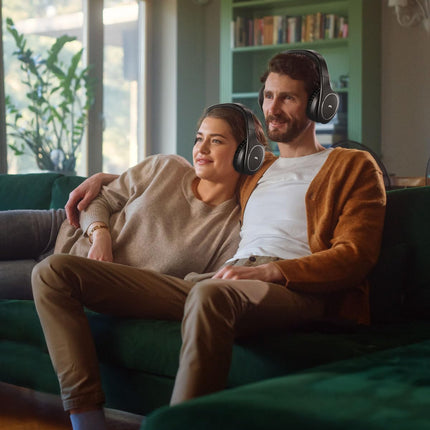 Meliconi Easy Digital Bundle, 2 juhtmevaba stereo TV-kõrvaklappi, 100% digitaalsed, analoog-/digitaalse audiosisendi ja dimensionaalse saatja alusega, must
