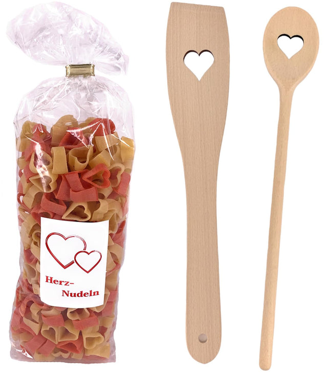 Balna südamekujulised nuudlid, 250g kinkekomplekt puulusikaga, südamekujuline + spaatliga, puidust südamemotiiv, ideaalne pulmadeks, jõuludeks, sünnipäevaks