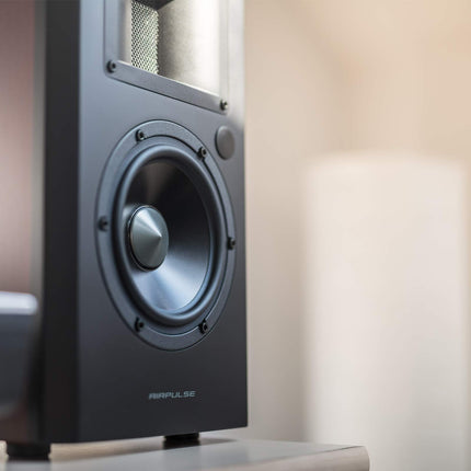 EDIFIER AIRPULSE A200 - 2.0 stuudiomonitorid (130W) Bluetooth V5.0-ga (aptX), täpsete ja selgete kõrgete helide jaoks mõeldud lint-horn-tweeter, mitmekülgne ühenduvus, sh kaugjuhtimispult