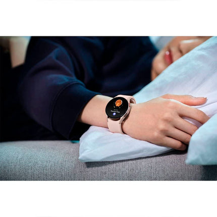 Samsung Galaxy Watch 5 (40mm) Bluetooth - Smartwatch with fitness tracker, gold