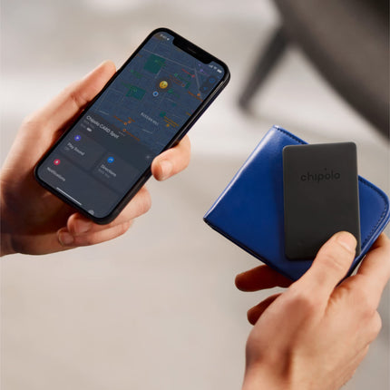 Chipolo Spot komplekt - 2x ÜKS + 1x kaart - võtme- ja rahakotiotsija, Bluetooth-jälgija võtmetele, rahakott - töötab Apple Find My rakendusega (ainult iOS) (Near Black)