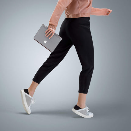 2018 Microsoft Surface Go Intel Pentium Gold 4415Y protsessoriga (10-tolline, 8 GB muutmälu, 128 GB SSD) Platinum (renoveeritud)