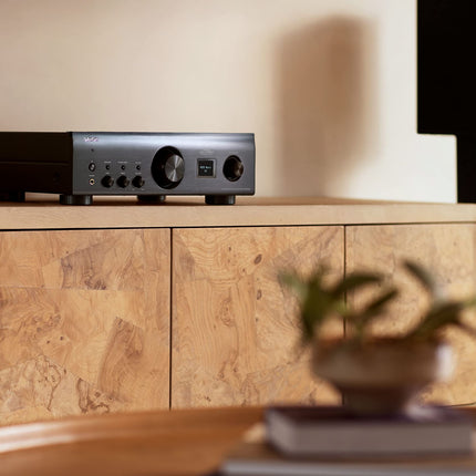Denon PMA-900HNE HiFi võimendi, stereovõimendi sisseehitatud HEOS-iga, 2x85W, sisseehitatud fono eelvõimendi, kõrglahutusega sertifikaat, AirPlay 2, Bluetooth, must