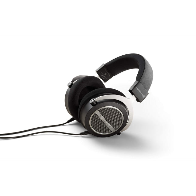 Beyerdynamic Amiron kodukõrvaklapid antratsiitvärvis. Avatud disain, eemaldatav juhe, tipptasemel.