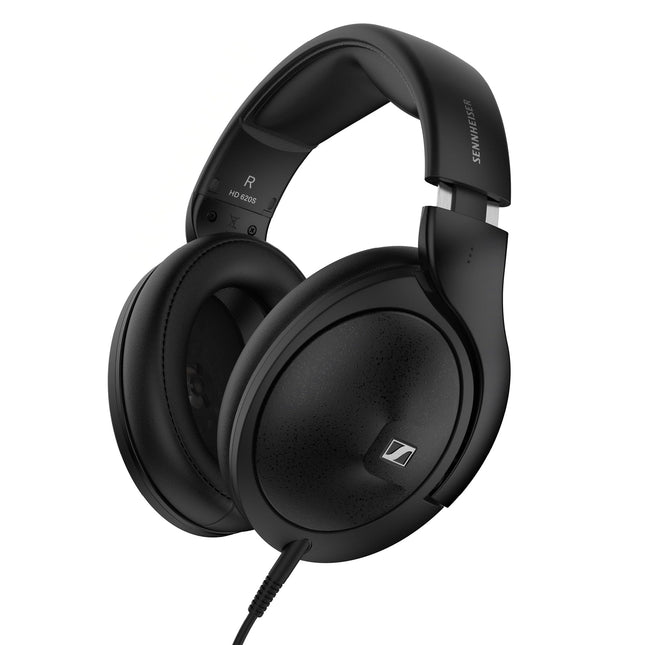 Sennheiser HD 620S suletud kõrvaklapid – audiofiilidele mõeldud stereoheli kõlarilaadse ruumilise tunnetuse ja optimeeritud surround-heliga kaasahaarava heli loomiseks – kaabliga, must