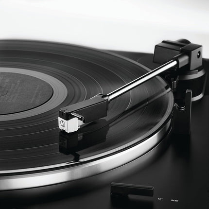 Audio-Technica LP60X Fully Automatic Belt-Drive Stereo Turntable Black