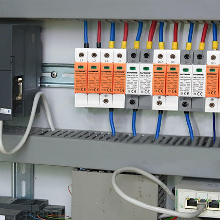 Ülepingepiirik päikesepaneelidele, SAFEMORE ülepingekaitse tüüp 1+ tüüp 2, tüüp (B+C) 4-pooluseline 275V 20kA toiteplokk arvestikapile