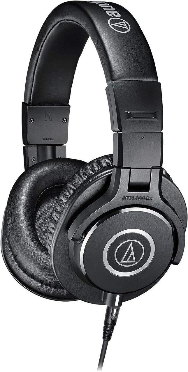 Audio-Technica M40x professionaalsed monitorkõrvaklapid mustad