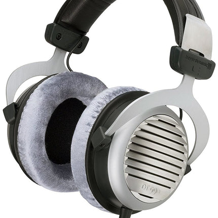 Beyerdynamic DT 990 Edition 32-oomised kõrvapealsed stereokõrvaklapid. Avatud disainiga, juhtmega, tipptasemel, tahvelarvutitele ja nutitelefonidele.
