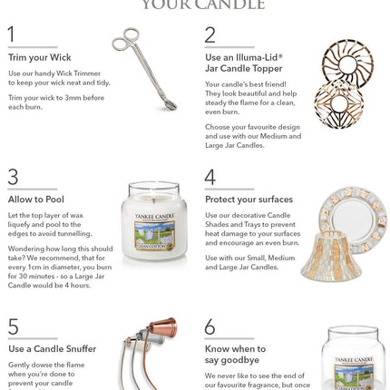 Yankee Candle keskmise suurusega küünal purgis | Jõululaupäev | Põlemisaeg kuni 75 tundi