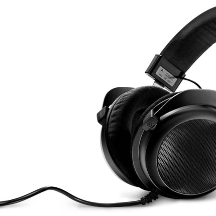 Beyerdynamic DT 880 kvaliteetsed, poolavatud kõrvaklapid HiFi stereo helisüsteemiga, 250 oomi, mustad, piiratud väljaanne