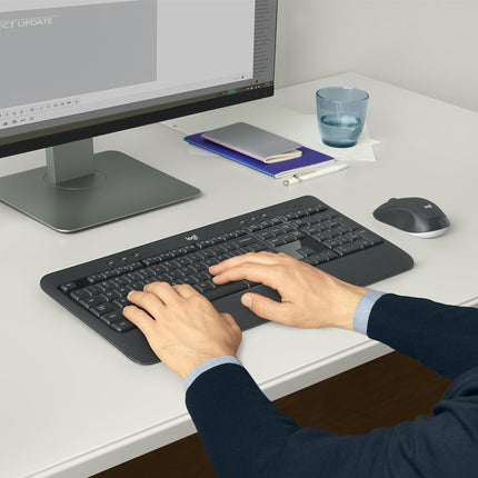 Logitech MK540 täiustatud juhtmevaba klaviatuuri ja hiire kombinatsioon Windowsile, 2,4 GHz Unifying USB-vastuvõtja, kiirklahvid, 3-aastane aku tööiga, arvuti ja sülearvuti jaoks, QWERTZ-paigutus - must