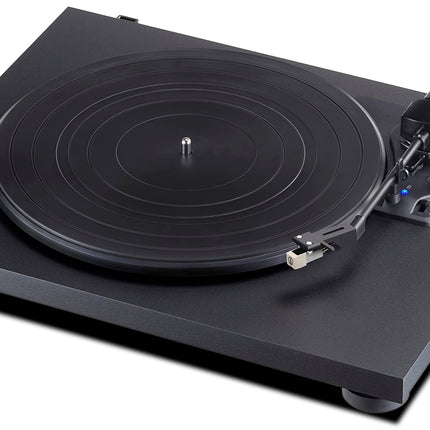 Teac TN-180BT-A3 plaadimängija Bluetooth-väljundiga (rihmülekanne, 33/45/78 p/min, integreeritud fono-eelvõimendi, suure tihedusega MDF-korpus) must