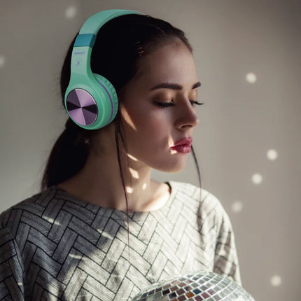 Riwbox Bluetooth kõrvaklapid, XBT-80 kokkupandavad juhtmevabad stereo kõrvaklapid mikrofoni ja helitugevuse regulaatoriga, kaabliga või ilma, arvuti/mobiiltelefonide/teleri jaoks (roheline ja lilla)