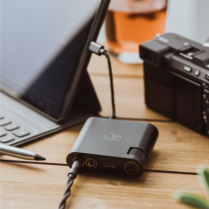 SHANLING H0 kaasaskantav DAC/võimendi, lauaarvuti kõrvaklappide võimendi, 32-bitine/768k DSD256, C-tüüpi adapter 3,5 mm ja 4,4 mm väljundiga, kõrglahutusega USB-helikaart arvutile, sülearvutitele, mänguritele mõeldud DAC-ile, ilma akuta