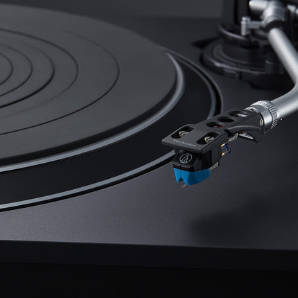 Technics SL-100C otseülekandega plaadimängija AT-VM95C helipeaga, automaatse tõstmisega, 3 kiirusega, tolmukattega, grammofonikaabliga, must