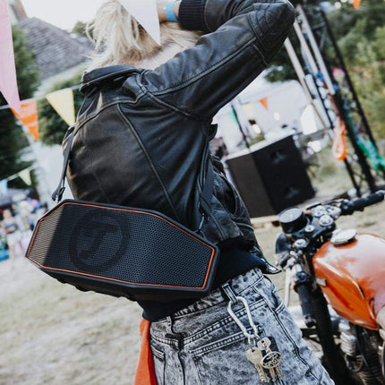 Teufel ROCKSTER Cross Portable Bluetooth Stereo Speaker Wireless Music Battery up to 16 hours Jet-proof according to IPX5 Black