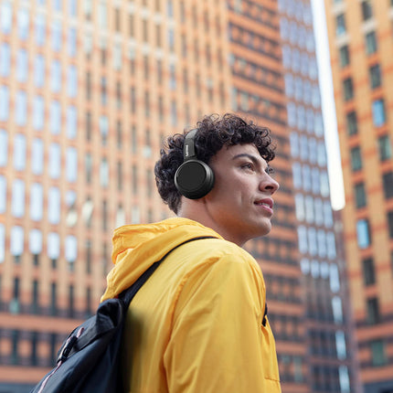 PHILIPS kõrvapealsed kõrvaklapid H4205BK/00 bassivõimendi nupuga (Bluetooth, 29 tundi mänguaega, kiirlaadimine, mürasummutus, kokkupandav), mattmust