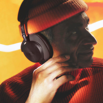 Bang &amp; Olufsen Beoplay H95 - Wireless Bluetooth over-ear headphones with active noise cancelling and microphone, 38 hours of playback time, Chestnut