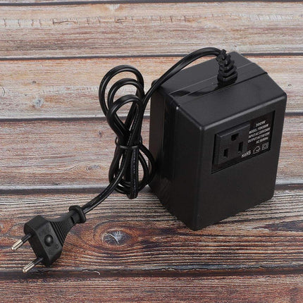 Pistikuadapter 300W pingemuundur AC 220V - 110V EL pistikuadapter (EL pistik)