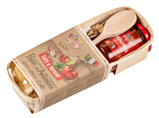 Delikatessi kinkekomplekt "Stirring Basket Arrabiata" | 1 pakk penne'sid, 1 purk tomatikastet, 1 maitseainesegu ja 1 puulusikas