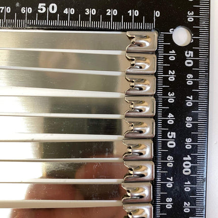 Ühel riiulil roostevabast terasest kaablisidemed, kvaliteetne, mereveekindel metall, 7,9 mm x 400 mm, 100 tk