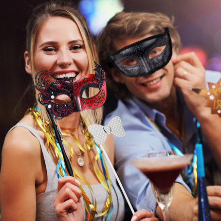 SIQUK paar maskeraadimaski pulgaga Veneetsia peomask Halloweeni kostüümi karnevalimask paaridele, naistele ja meestele, luik must ja punane, üks suurus