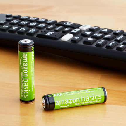 Amazon Basics AAA NiMH laetavad akud, 800 mAh, laeb kuni 1000 korda, eelnevalt laetud, 24 tk