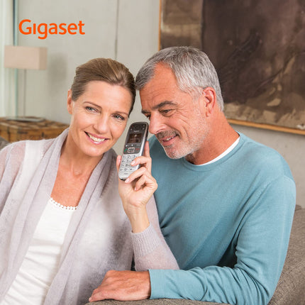 Gigaset E560HX - DECT-telefonitoru laadimisalusega - Fritzbox-ühilduv - Juhtmeta seenioride telefon ruuteri ja DECT-aluse jaoks - Hädaabikõne 4 numbriga, hõbedane [Saksa versioon] [Ilma aluseta]