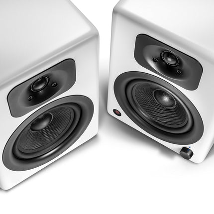 wavemaster TWO NEO soft white – Bookshelf speaker system (60 watts) with Bluetooth streaming, digital connections, and IR remote control. Active speakers for use with TV/tablet/smartphone, matte white (66366)