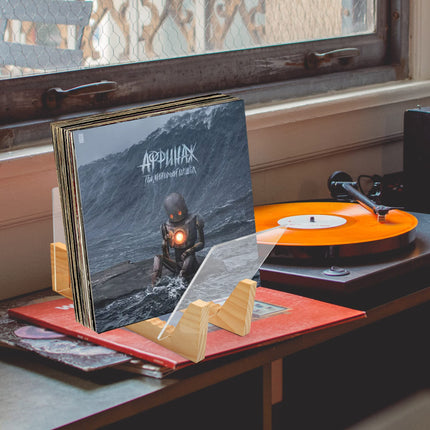 AZKEEGREY 2 läbipaistvat plaadihoidjat, puidust vinüülalus LP, CD, DVD albumite hoiustamiseks laual