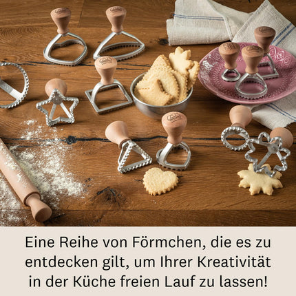 Marcato ravioli ja küpsisevormide komplekt, raviolivalmistaja, küpsisevorm, täispuidust ja malmist, valmistatud Itaalias, 58 mm ümmargune tempel + 58 mm kandiline tempel. Mudel: Raviolè