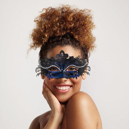 FRUOR musta ja sinise maskikomplekt paaridele, naistele mõeldud metallmask kividega ja meestele mõeldud Veneetsia stiilis mask cosplay peoks, karnevaliks, halloweeniks, pulmapeoks