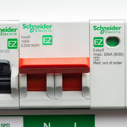 Schneider ez9l33620 liigpingepiirik easy9 liigpingekaitse 1p-n 20 KA, valge
