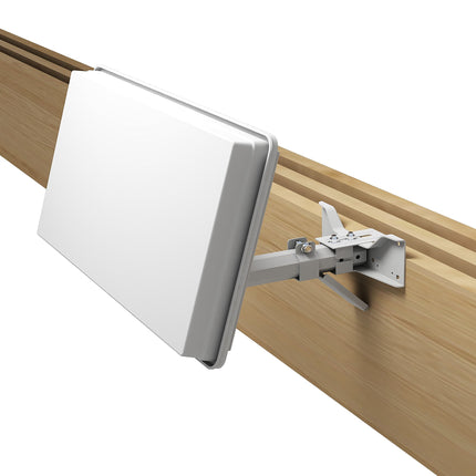Selfsat H30D4+ Quad flat antenna for four users including window mount