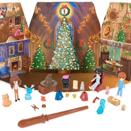 Wizarding World Harry Potteri maagiline miniadvendikalender 2023 minivõlukepiga, 3 figuuri ja muude üllatustega, mänguasi lastele vanuses 6 aastat ja vanemad, fännikaup