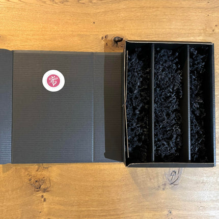 Gift set Prosecco with chocolate truffles in beautiful gift packaging