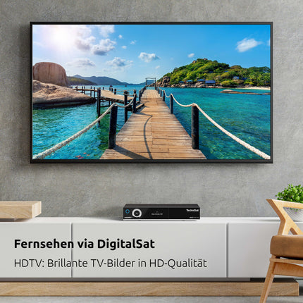 TechniSat DIGIT ISIO S4 – kahekordne satelliitvastuvõtja tähtnumbrilise ekraaniga (HDTV kahekordne tuuner, DVB-S2, PVR-salvestusfunktsioon USB või võrgu kaudu, HbbTV, CI+, HDMI) must