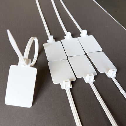LavaRose Cable Ties with Large Label Tag for Cable Management, 50 mm x 70 mm, Cable Ties, Large Label for Writing and Identification, Secure and Strong, 100 Pack