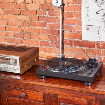 Audio-Technica LP120XUSBBK otseajamiga plaadimängija (analoog ja USB) must
