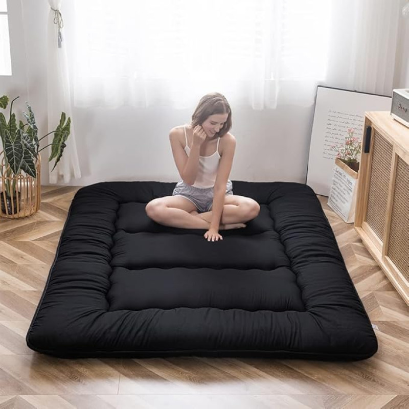 MAXYOYO Futon Mattress, Floor Mattress, Padded Japanese Tatami Quilted Bed, Thick, Folding, Sleeping Mat, Rolled Mattress, Floor Lounger, Guest Mattress (Black, 150 x 200 cm)